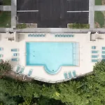 Walk To Broadway Riverfront Condo With Pool