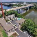 Walk To Broadway Riverfront Condo With Pool