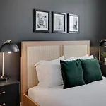 10 Percent Off Elevator Rooftop With Hot Tub & Views