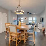 Cozy 2 Bed Twnhse Close 2 Dt Sleeps 4