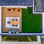 Quadhouse - 4 Luxe Homes - 4 Private Rooftops