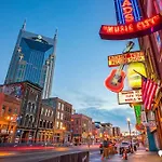 Stylish Music Getaway 3miles To Dwtwn *