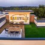 Quadhouse - 4 Luxe Homes - 4 Private Rooftops