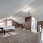 3 Bd 2 Bath Walking Distance To Nations Nashville