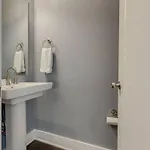 Holiday home New Townhome 5 Mins To Broadway Sleeps 8 Nashville