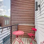 10 Percent Off New Downtown Sleeps 8 *