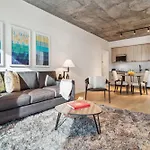 Contemporary City Living In Apartment Nashville