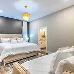 Holiday home Luxury Four-story Home, Rooftop Deck With Views, Pingpong! Sleeps 12!