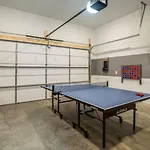 Luxury Four-Story Home, Rooftop Deck With Views, Pingpong! Sleeps 12!