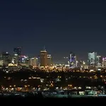 Luxury Four-story Home, Rooftop Deck With Views, Pingpong! Sleeps 12!