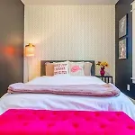 Holiday home Disco Dollhouse - East + 2 8 Mi Downtown *
