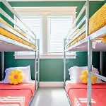 Disco Dollhouse - East + 2 8 Mi Downtown *