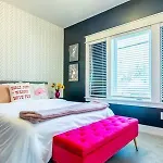 Disco Dollhouse - East + 2 8 Mi Downtown
