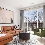The Sobro - 6 Beds & 6 Blocks To Broadway