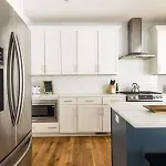 The Lillian House - Steps To Five Points