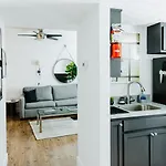 The Vinyl At Music Row - Garden Apartment *