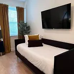 Belmont Music Row 4 Bed, Rooftop, 10 Minutes To Dt, 24 Hour Hospitality Team, Perfect For Groups, 7 Miles To Airport Nashville