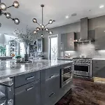 Skyline View Mansion, Hot Tub, Close To Downtown, Less Than 10 Mins To 5 Points And Broadway, 3 Spacious Suites, Workspace, Garage Spaces And Ample Parking, 24 Hr Hospitality *