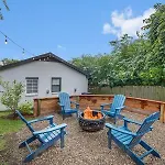 The Blue - 4 Beds And 7 Mins To Broadway! *