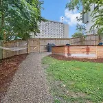 The Blue - 4 Beds And 7 Mins To Broadway! * Nashville
