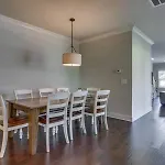 Holiday home Spacious 4 King Belmont 2 Living Walk To Belmont & Vanderbilt Large Dining Table Smart Tvs Parking 24 Hr Hospitality Near Music Row & The Gulch 2 Miles To Broadway Nashville
