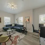 Comfy 1br With King Bed And Optional Parking Near Gulch & Midtown Walk To The Parthenon Apartment Nashville
