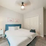 Minutes To Broadway - 2 King Beds And With Optional Garage Parking