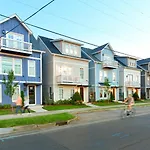 Barbara By Avantstay Decorative 4br In Heart Of