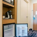 Fairfield & By Marriott Airport