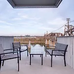 River View, Central, Elevator, Private Parking