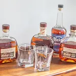 Whiskey House With Rooftop Golf, City Views! 8Min To Downtown! Sleeps 9!