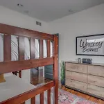 Jack Daniels House With Rooftop Golf, City Views! 8Min To Whiskey Row! Sleeps 10!