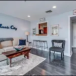 Condo In The Heart Of Nashville - Unit794