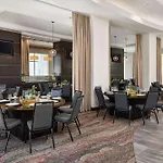 Hotel Hilton Garden Downtown Convention Center 3*