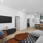 Chic And Cozy Designer 3 Miles To Downtown * Nashville