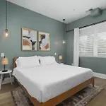 Chic And Cozy Designer 3 Miles To Downtown * Nashville