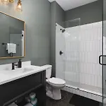 Apartment Chic And Cozy Designer 3 Miles To Downtown Nashville