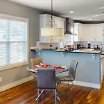 Holiday home The Of Both Worlds Nashville