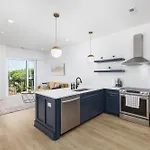 Tranquil Haven Close To Broadway With Free Parking