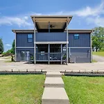 Nashville Home With Seasonal Pool Less Than 5 Mi To Dtwn!