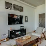 Traveler's Haven 1bd 1 And Half Bath 2 Story East Nashville