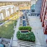 Holiday home Amazing 2 Bd 4th Floor With Spectacular Views