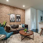 Lofts At 30Th - Urban Getaway - 6 Mins To Broadway