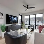 Holiday home Flora - Odyssey - Heart Of Midtown *