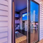 New Nash Eras - Rooftop Decks With Hot Tub - 15 Beds Holiday home