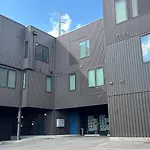 Outrider 113 By Avantstay Accessible Bathrooms