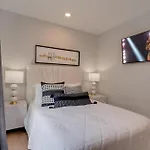 - 1308 Montgomery Ave Unit 2 *