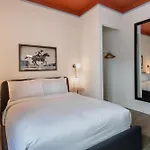 The Conway 5 Bedroom Buyout W Deck In Music City * Nashville