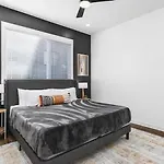 Gorgeous East House With Rooftop Patio, Garage, 9 Beds, 3 Miles To Downtown * Nashville