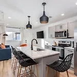 Apartment Walk To Hillsboro Village, Close To Vanderbilt, 3 Miles To Downtown